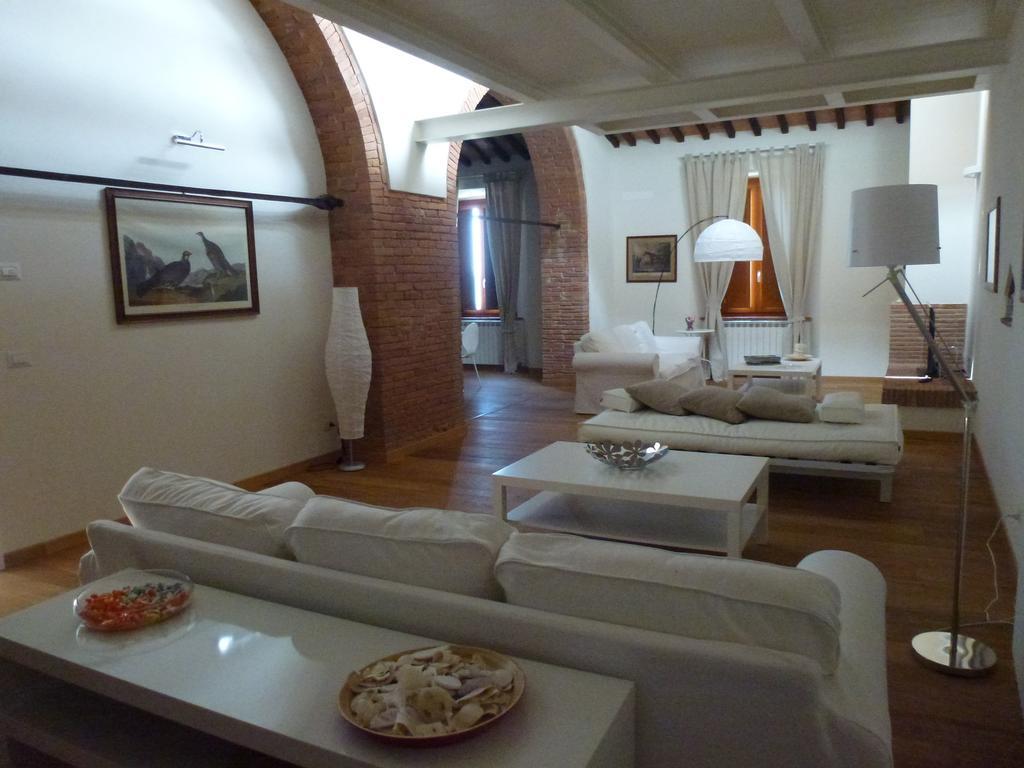 Апартаменти Mattimamihouse Montepescali Номер фото